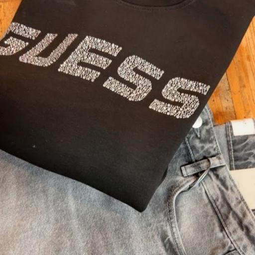 Sudadera Strass Negra Guess. [3]