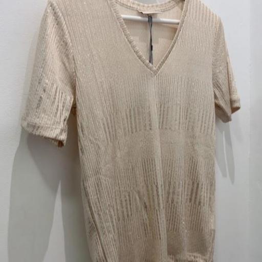 Camiseta Gold pico Freequent.