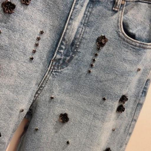 Pantalón tejano flores negras Mimimua [1]