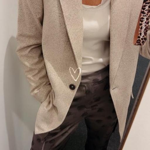 Blazer Julieta Beige Unique. [1]