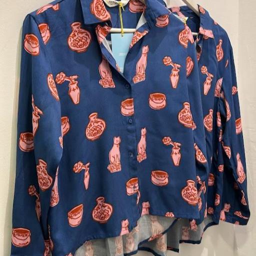Camisa Conversational Compañia Fantastica.   [2]