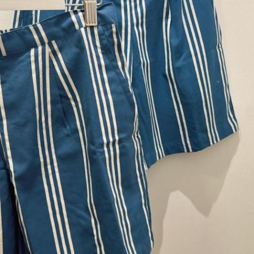 Short rayas Azul Compañía Fantástica. 