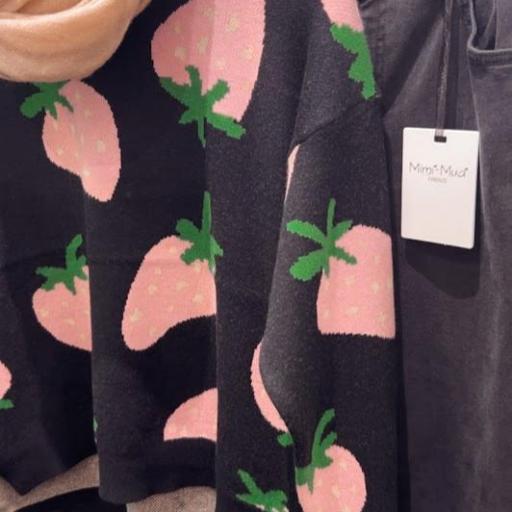 Jersey jacquard fresas Compañia Fantastica.   [1]