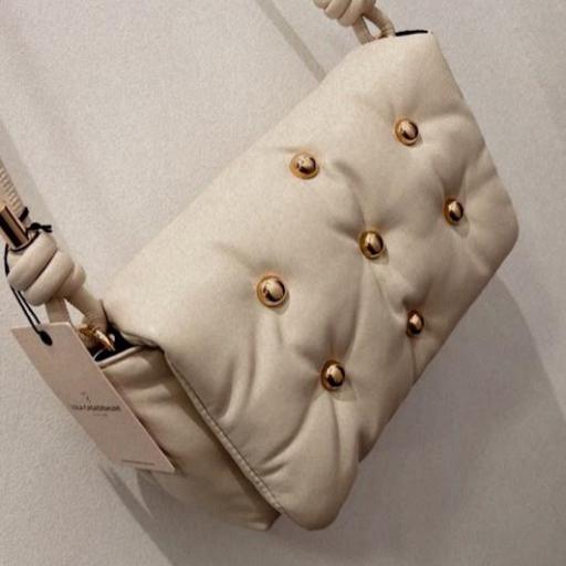 Bolso Bandolera acolchada Lola Casademunt.  [3]