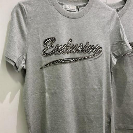 Camiseta Exclusive Lola Casademunt.  [3]