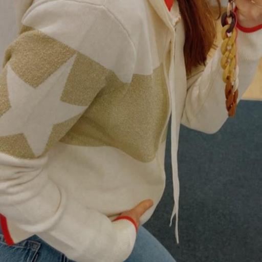 Chaqueta punto capucha GOLD Lola Casademunt. 