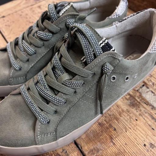 Bambas Green.