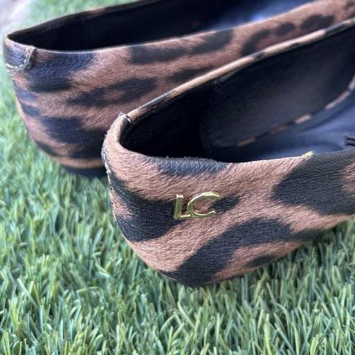 Manoletina animal print Lola Casademunt. [2]