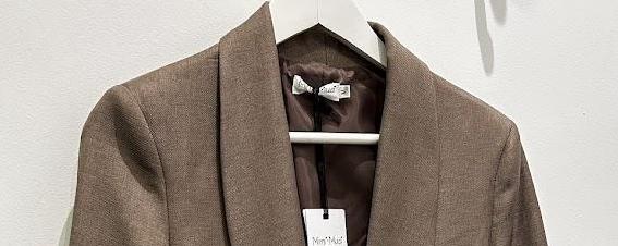 AMERICANA, BLAZER, CHALECO.