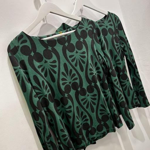 Camiseta Barroca Verde Compañia Fantastica.   [2]