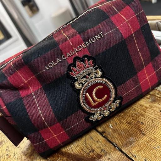 Neceser cuadros Lola Casademunt.  [0]