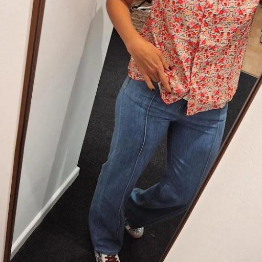 Camisa Florecitas Compañia Fantastica. [2]