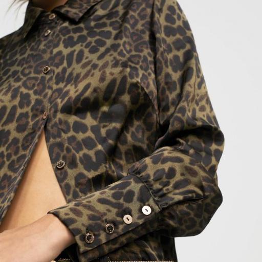 Camisa animal print Lola casademunt. [2]