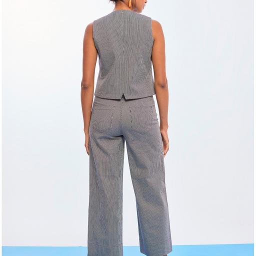 Pantalón Rayas cullote Lola Casademunt.  [1]