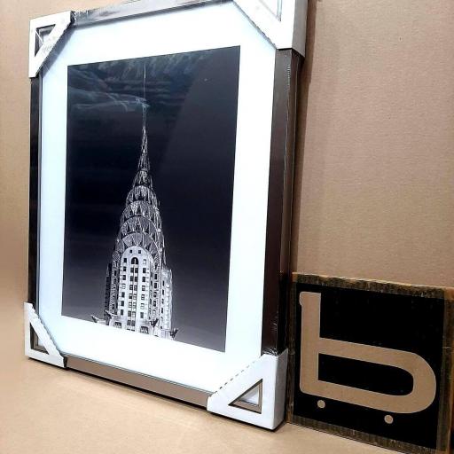 Cuadro con lámina de Fotografía Empire State NY Blanco y Negro, Marco color Níquel. [2]