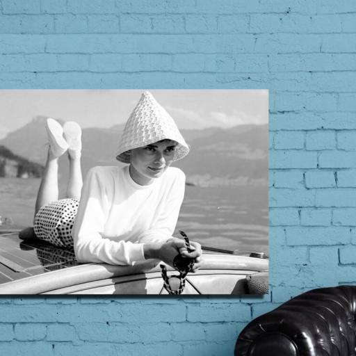 Cuadro en lienzo montado sobre bastidor fotografía blanco y negro Audrey Hepburn sombrero [1]