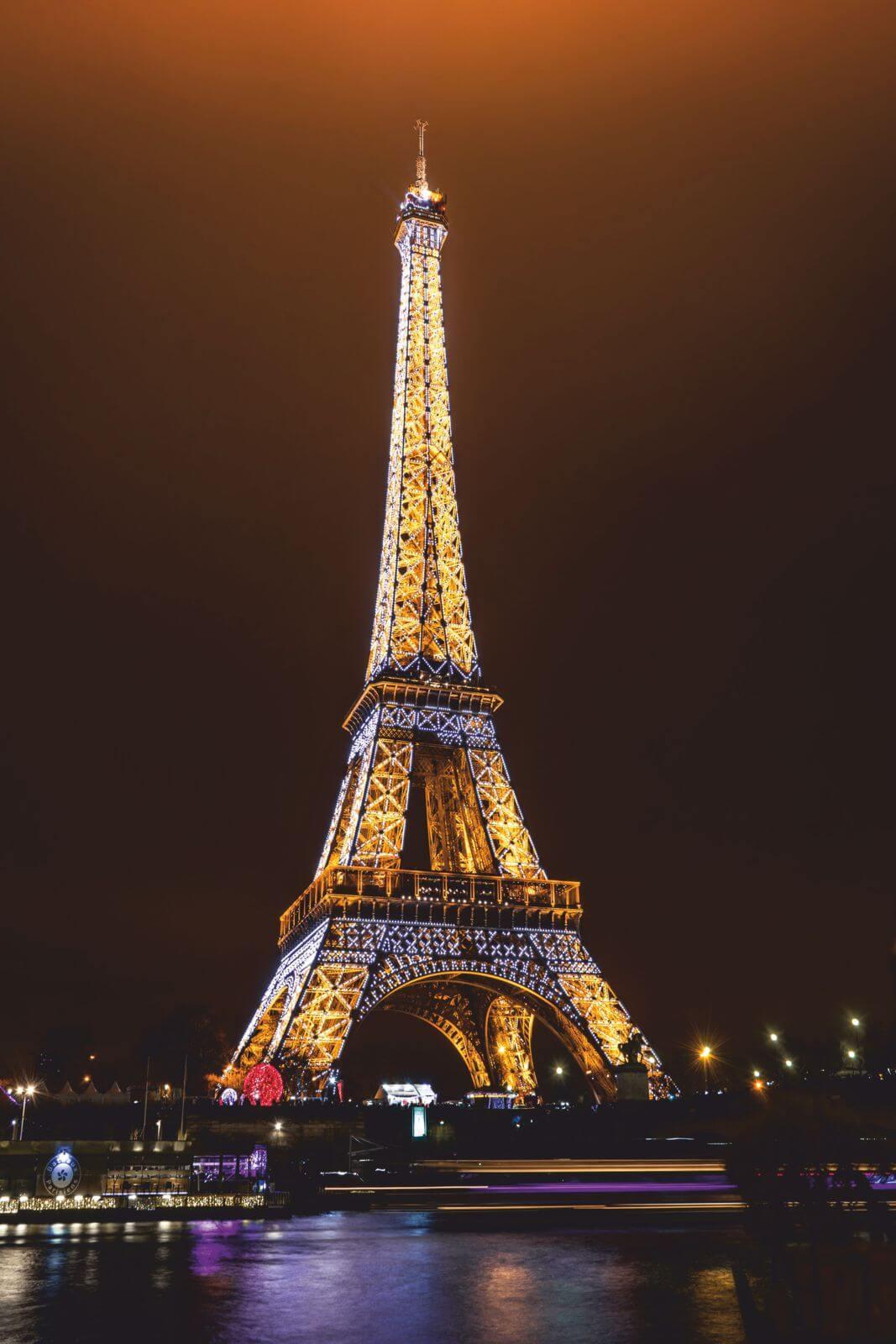 Cuadro en lienzo Torre Eiffel Iluminado. Alta Resolución