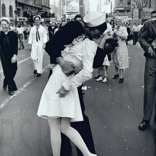Cuadro en lienzo Victor Jorgensen beso marine Times Square fin Segunda Guerra Mundial