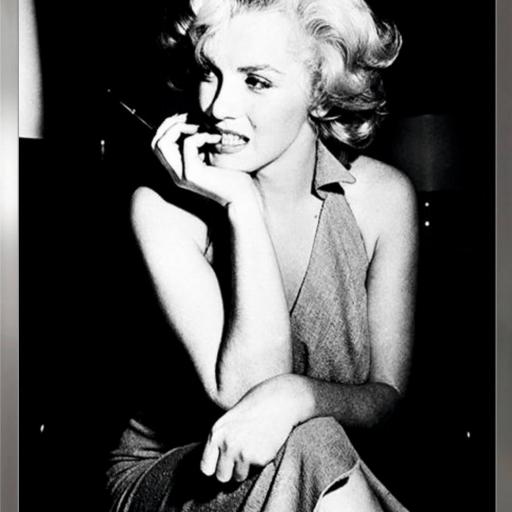 Cuadro con lámina de Marilyn Monroe Fotografía Blanco y Negro, Marco color Níquel.