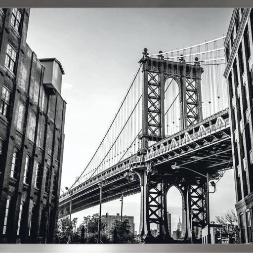 Cuadro con lámina de Puente de Brooklyn, Blanco y Negro Alta resolución, Marco color Níquel.