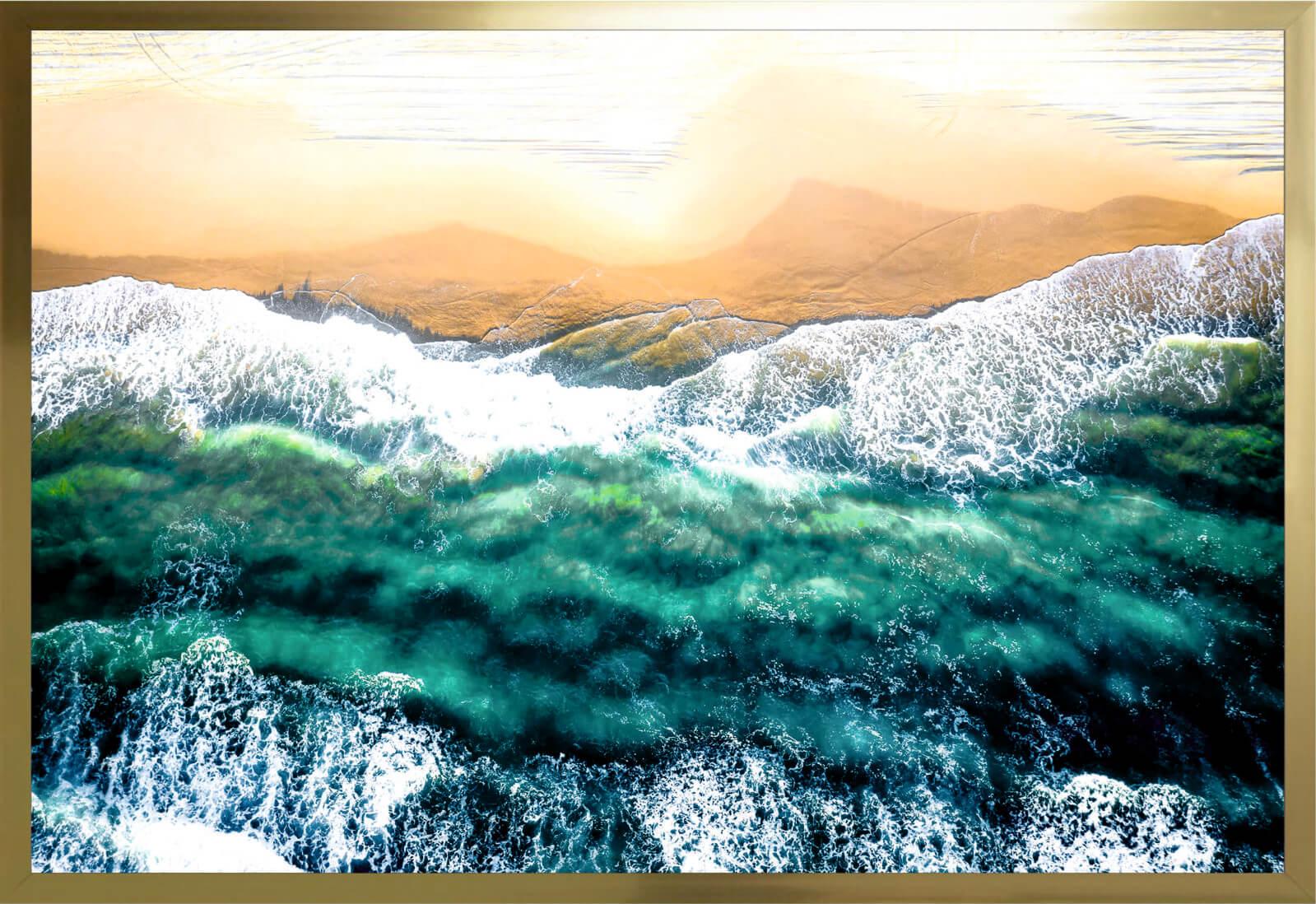 Cuadro con lámina de Paisaje olas y Mar, Decoración Versátil, Marco color Dorado.
