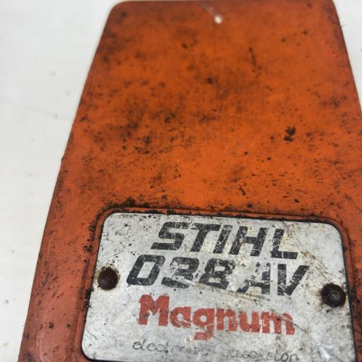 Tapa motor- capot ms 028 av estihl [0]