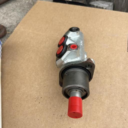 Bomba de freno Renault  Kangoo [1]