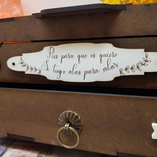 Joyero de Madera Personalizado, perfecto para amantes de lo mágico y las hadas. [3]