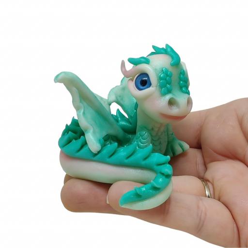 Figura Dragón de Porcelana Fría, Dragón blanco y verde. Producto artesanal [1]