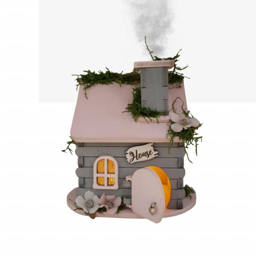 Quemador de incienso con forma de casita de madera, casa fantasía, se puede personalizar. Producto artesanal
