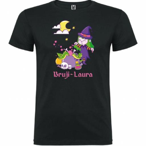 Camiseta Halloween Bruja con pocion y luna con nombre