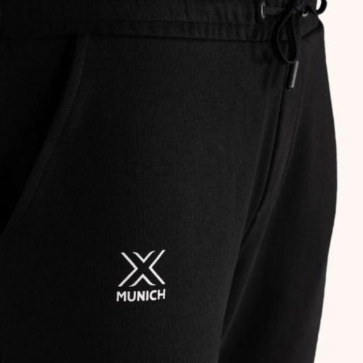 Munich Jogger Logo Black 2507603 – Pantalón Chándal Hombre Slim Fit 100% Algodón [1]