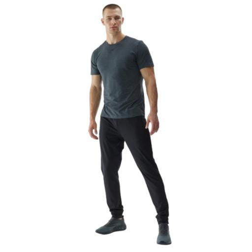 Pantalón Chándal Entrenamiento Hombre 4F TFTRM681. Negro