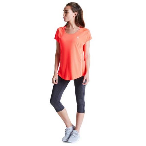 DARE2B Corral Tee. DWT506 Fiery Coral. Camiseta Mujer. [1]