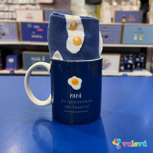 Pack "Taza + calcetines Papá te queremos un huevo" [0]