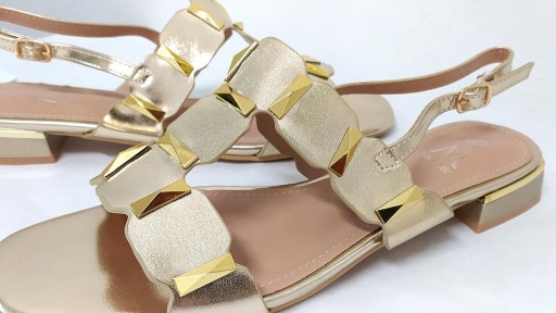 Sandalia T dorado [3]