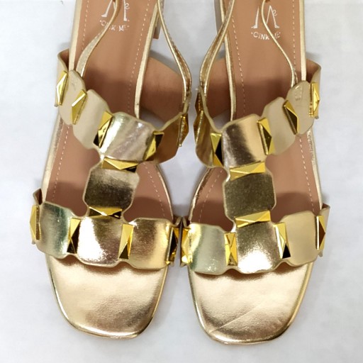 Sandalia T dorado [1]
