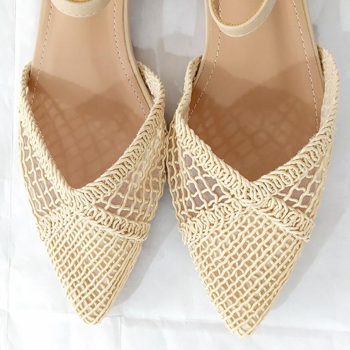 Sandalia cerrada beige [3]