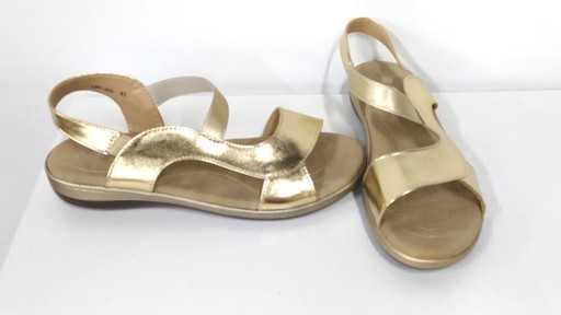 Sandalia baja dorada [1]