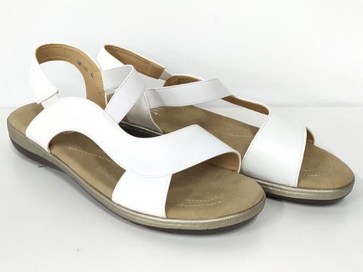 Sandalia cuña baja blanca