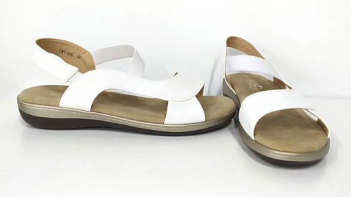 Sandalia cuña baja blanca [1]