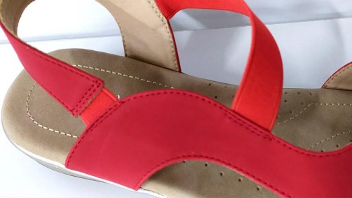 Sandalia cuña baja roja [3]