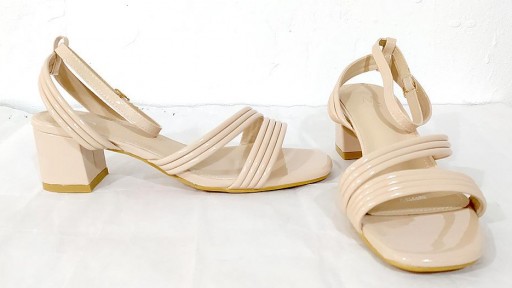 Sandalia tacón Beige [1]