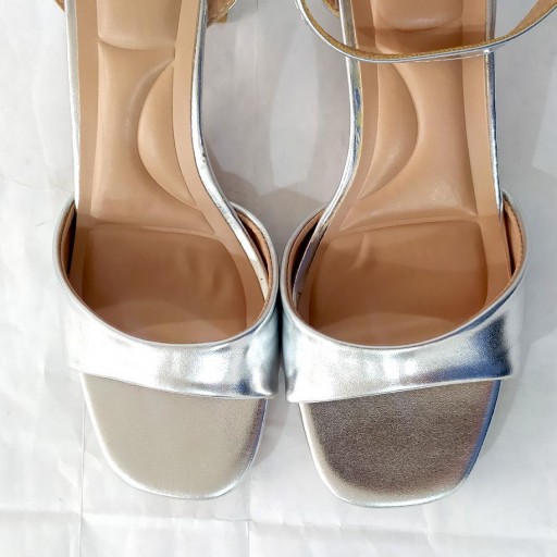 Sandalia tacón plata [3]