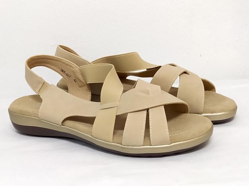 Sandalia beige ancho especial