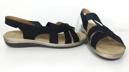 Sandalia negra ancho especial [1]