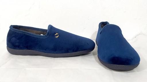 Zapatillas cerradas goma [1]