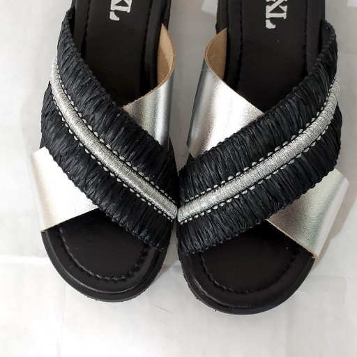 Zueco negro/plata [3]