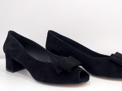 Peep toe ante negro