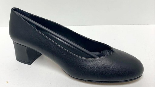 Salón negro tacón grueso [3]